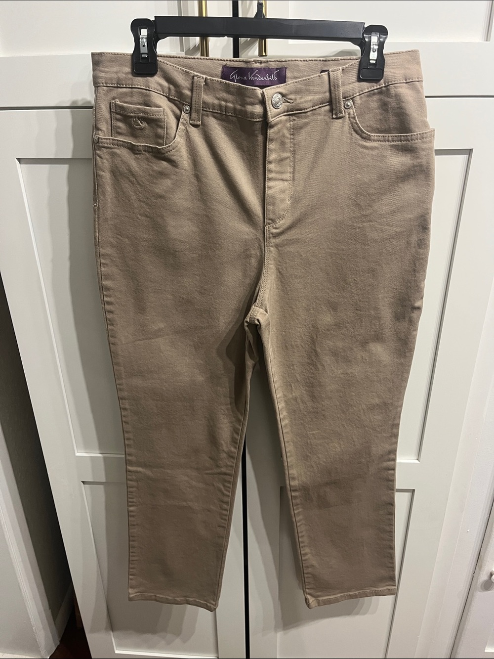 Gloria Vanderbilt Amanda Taupe Straight-Leg Jeans